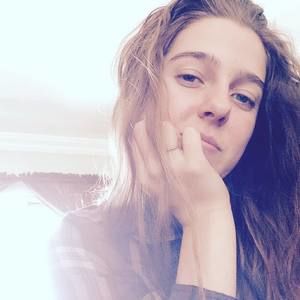 Meet your Posher, Emy